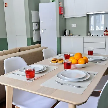 Cheers To By Misha's Place 5a Lisbon