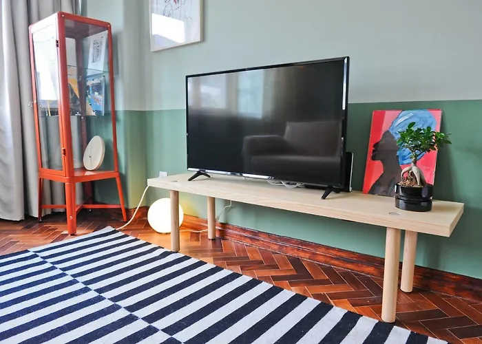 Cheers To By Misha's Place 5a *